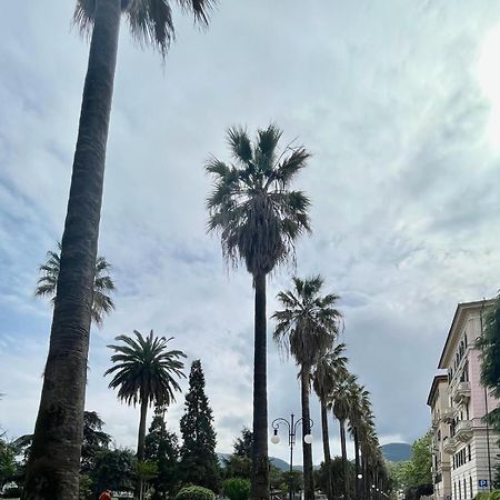 Breathe Liguria - Lucy 1 Bedroom And 1 Apartment In A Newly Renovated Nineteenth-Century Building In The Historic Center Near The Sea ラ・スペツィア エクステリア 写真
